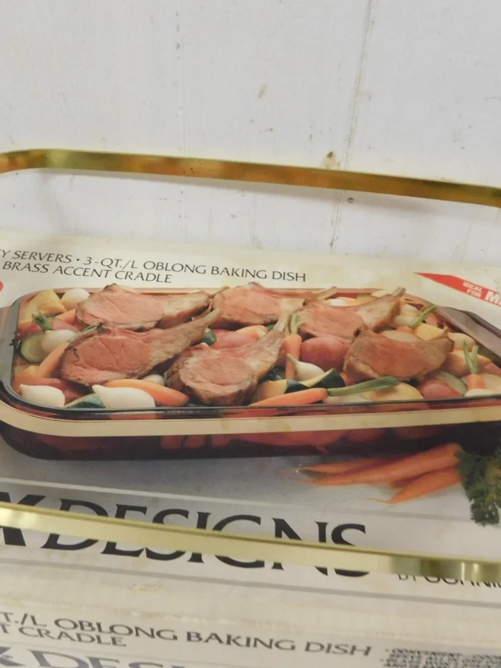 Pyrex Designs Ovenware with Flair Party Server 3 Qt Baker Dish w/ Brass Cradle